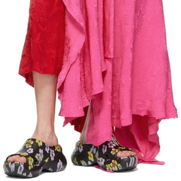 Balenciaga x Crocs Pool Slides in Black Floral Size 8 - Picture 1 of 13